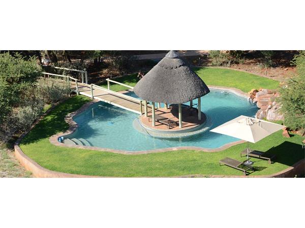 ~/upload/Lots/38166/AdditionalPhotos/fuo5e7dso4zhy/Mattanu-Game-Reserve-Main-Lodge-Swimming-Pool_t600x450.jpg