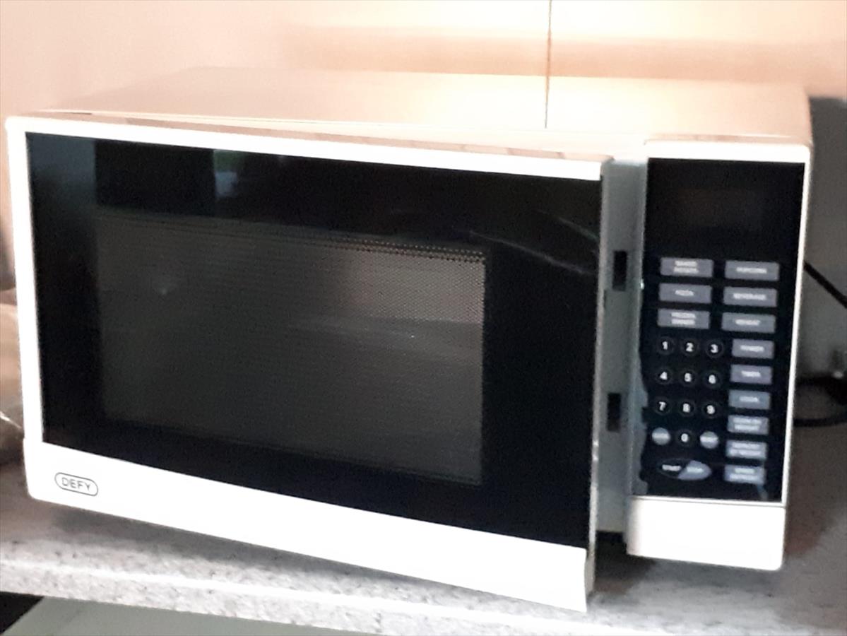 defy microwave 28l